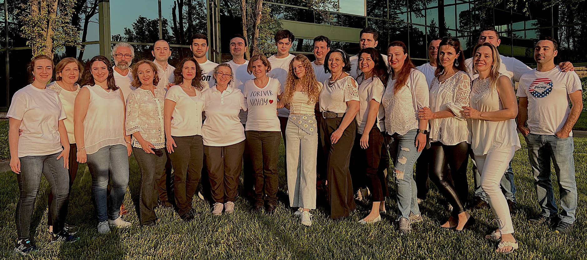 DMV Turkish Music Ensemble members outdoor group photo